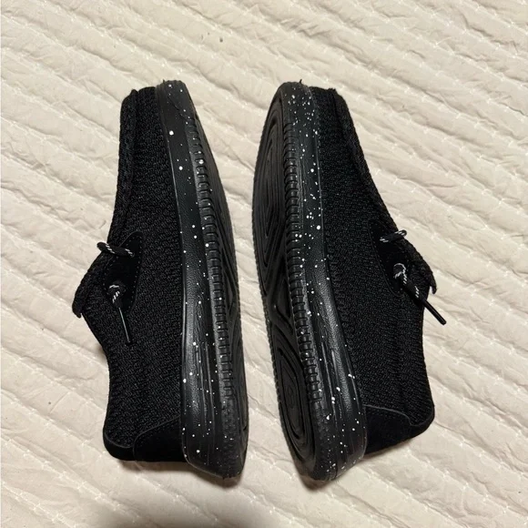 NWOT Boys Black Casual Shoes - Picture 5 of 5